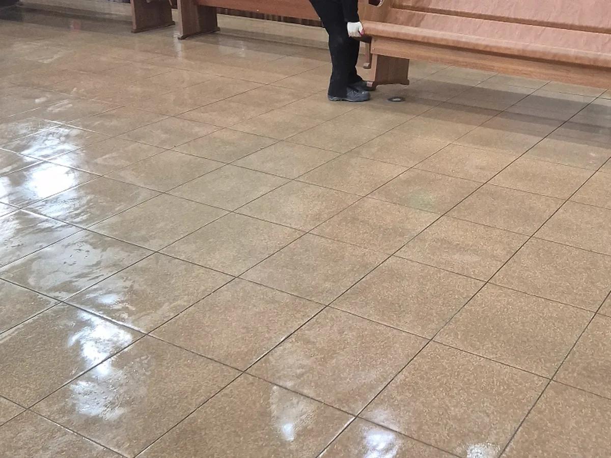 미추홀구 문학동 예배당 방송실 장비 주변 정밀 위생청소 사례 - 행진크린